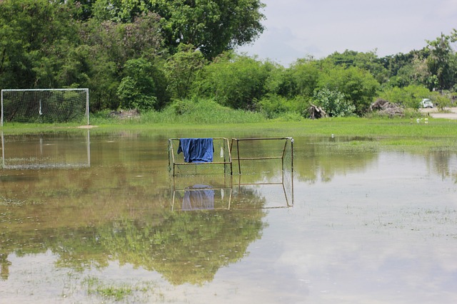 美足球更为 美足球更为